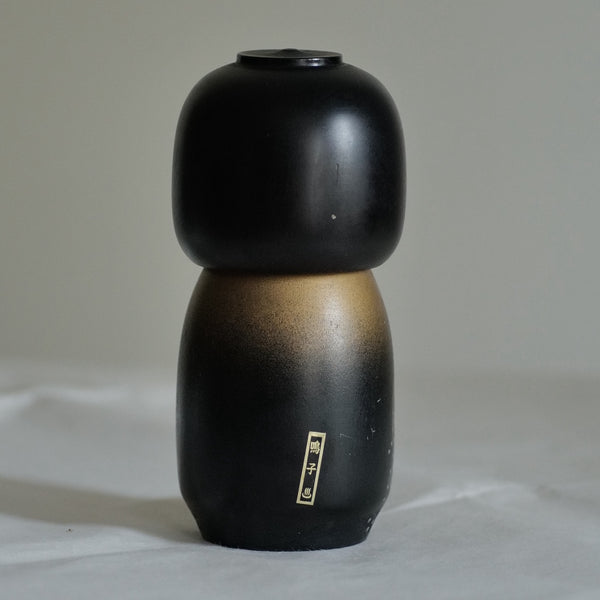 KOKESHI VINTAGE PAR ISHIMURA / 17,5 CM