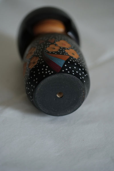 KOKESHI VINTAGE PAR ISHIMURA / 17,5 CM