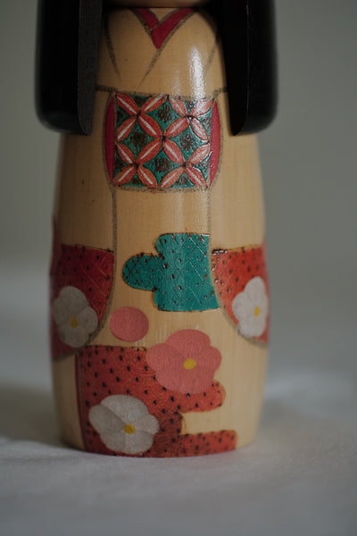 KOKESHI VINTAGE PAR TANAKA KOJO / 18,5 CM