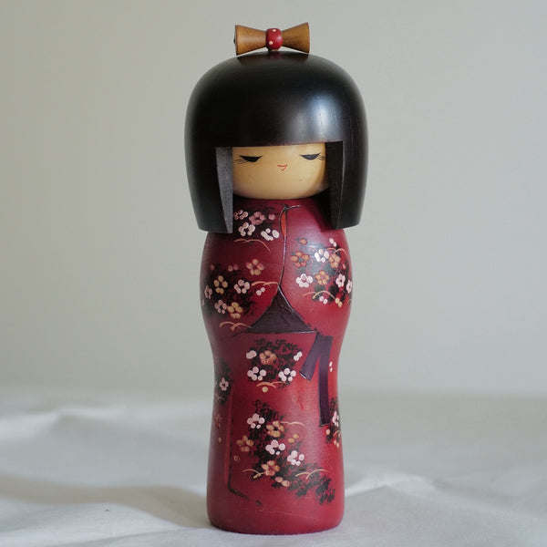 KOKESHI VINTAGE PAR KISHI SADAO / 24,5 CM