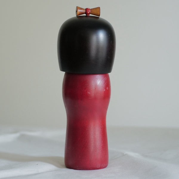 KOKESHI VINTAGE PAR KISHI SADAO / 24,5 CM
