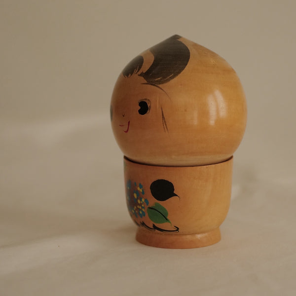 KOKESHI BOÎTE VINTAGE PAR TAKESHI / 14,5 CM