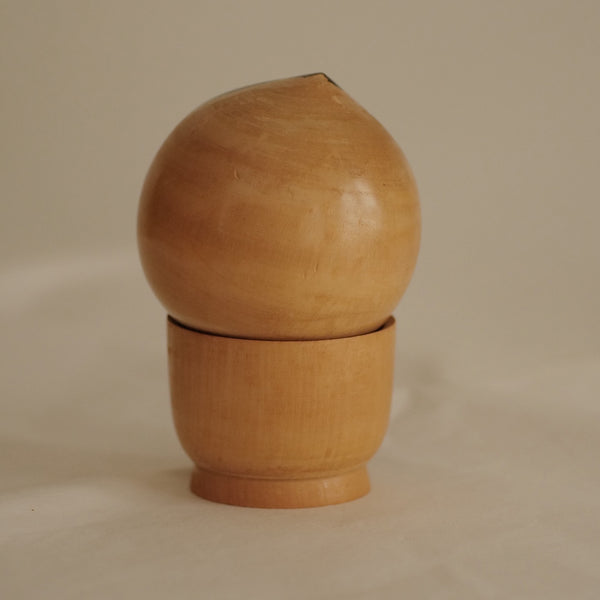 KOKESHI BOÎTE VINTAGE PAR TAKESHI / 14,5 CM