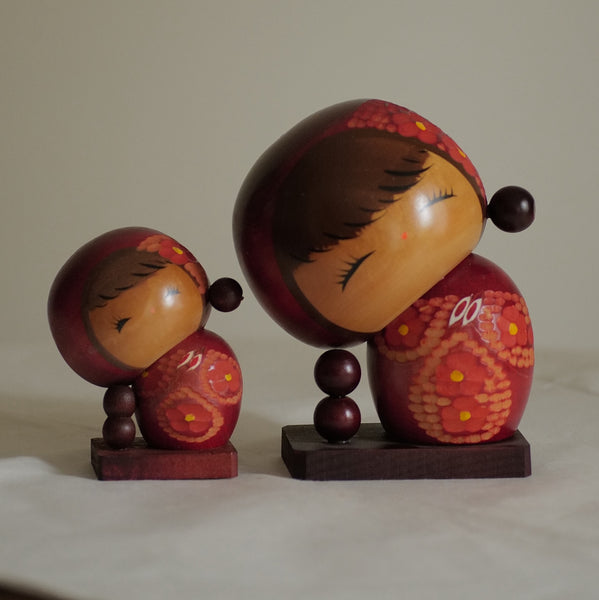KOKESHI VINTAGE “ENFANT DU VILLAGE” PAR TAMURA CHIE / 17,5 CM