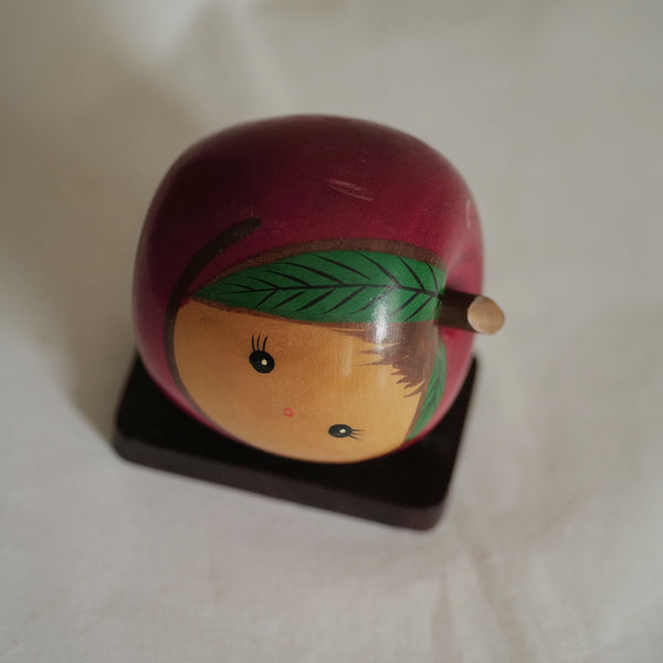 KOKESHI VINTAGE POMME / 8 CM