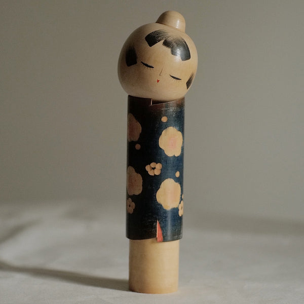 KOKESHI VINTAGE PAR SATO SUIGAI / 24 CM