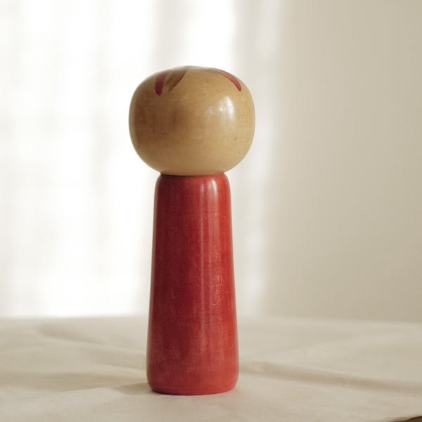 KOKESHI VINTAGE PAR SHIRAMINE / 24,5 CM