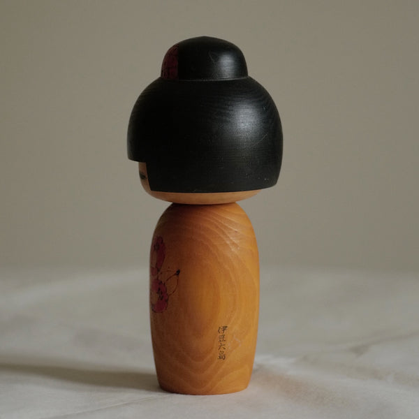 KOKESHI VINTAGE PAR FUMIO TOMIDOKORO / 19 CM