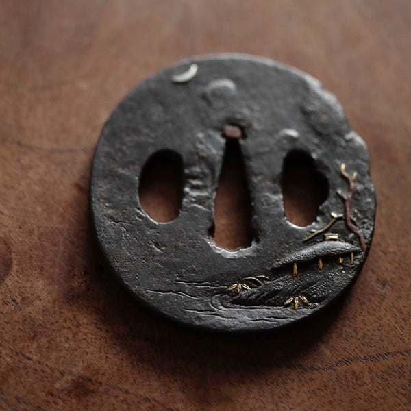 TSUBA ANCIENNE / RIVIÈRE AU CLAIR DE LUNE / ÉPOQUE EDO / RÉSERVÉE